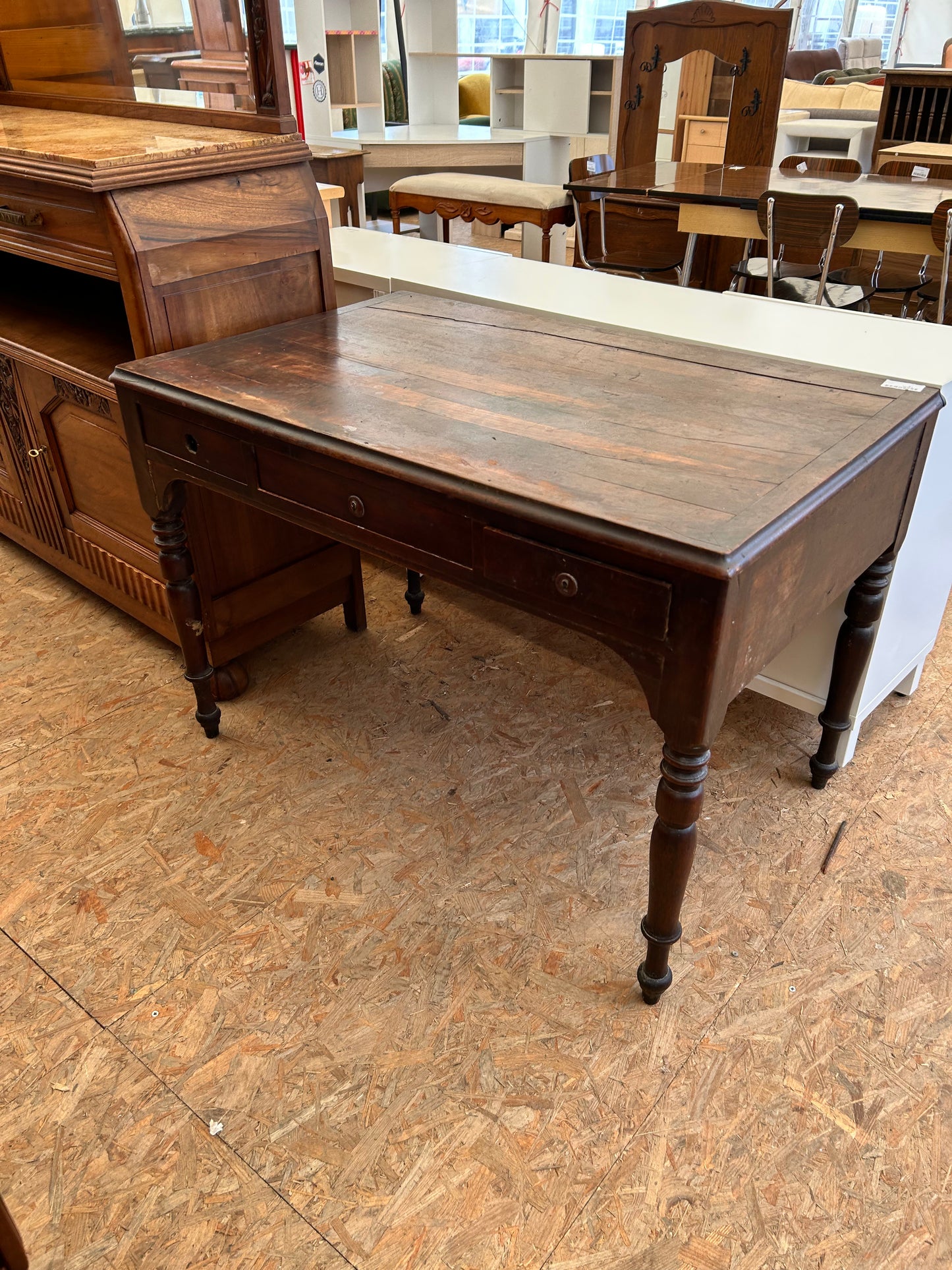 Bureau en bois 045264