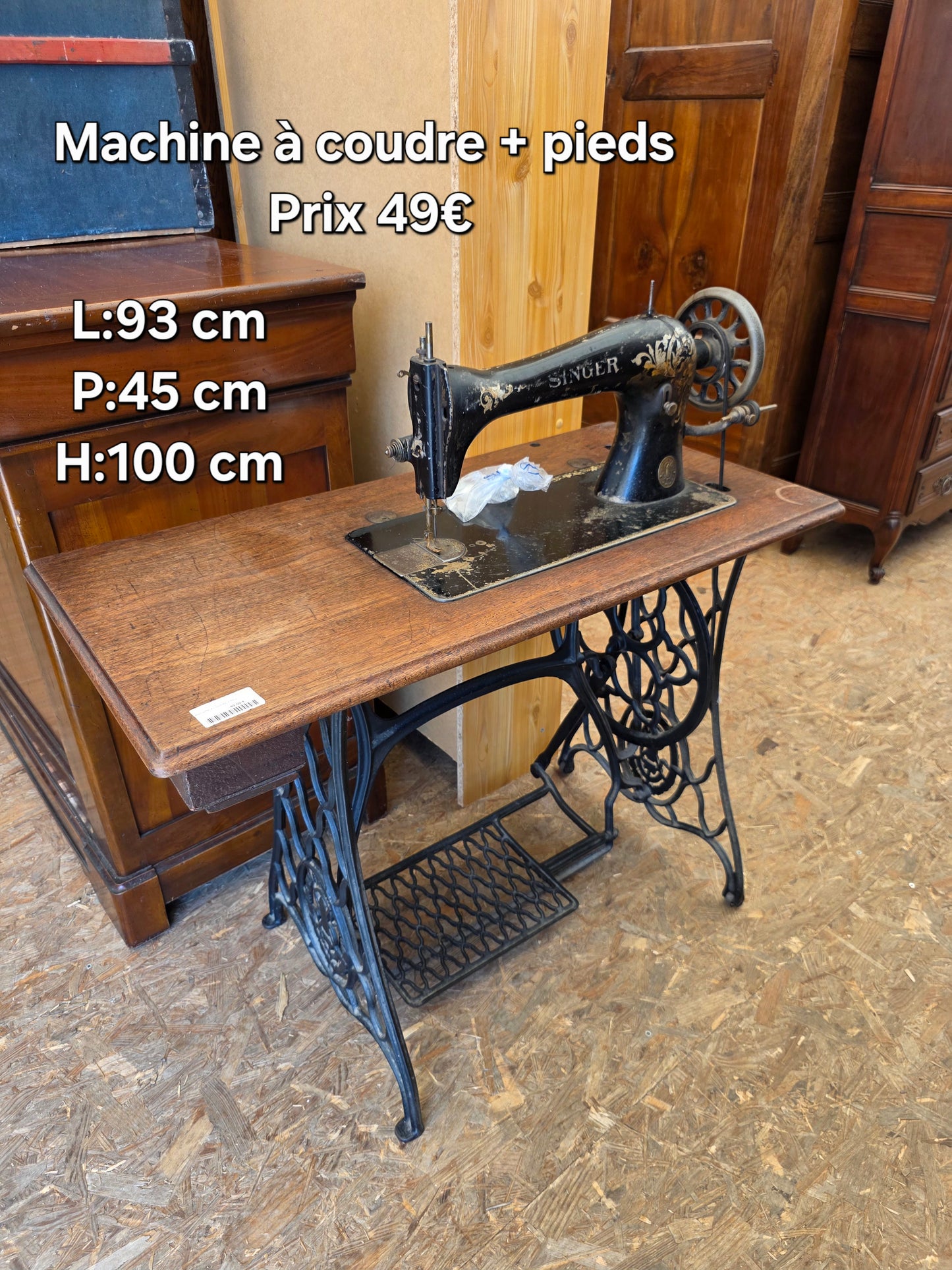 Machine a coudre +pieds 048499