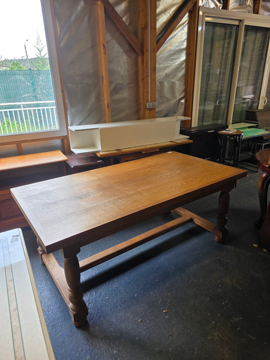 Table 039930
