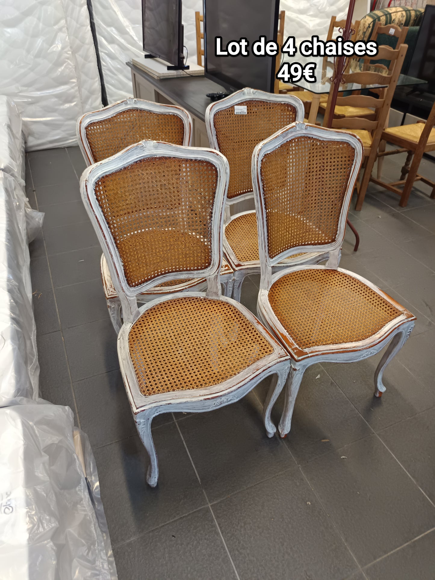 Lot de 4 chaises 067369