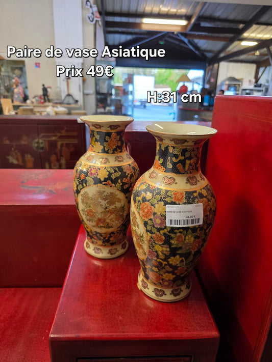 Paire de vase Asiatique 050672