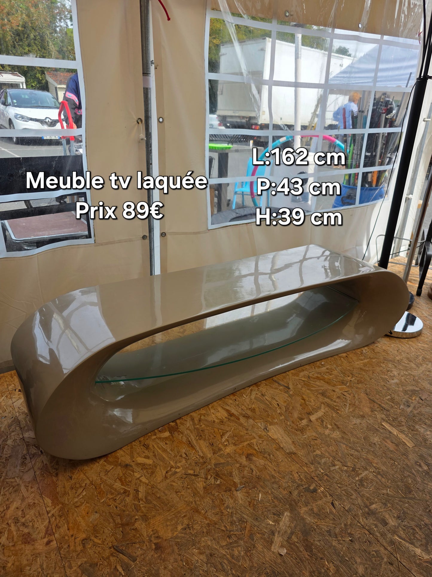 Meuble tv laquée 048065
