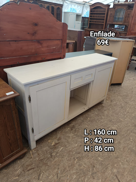 Enfilade 062355
