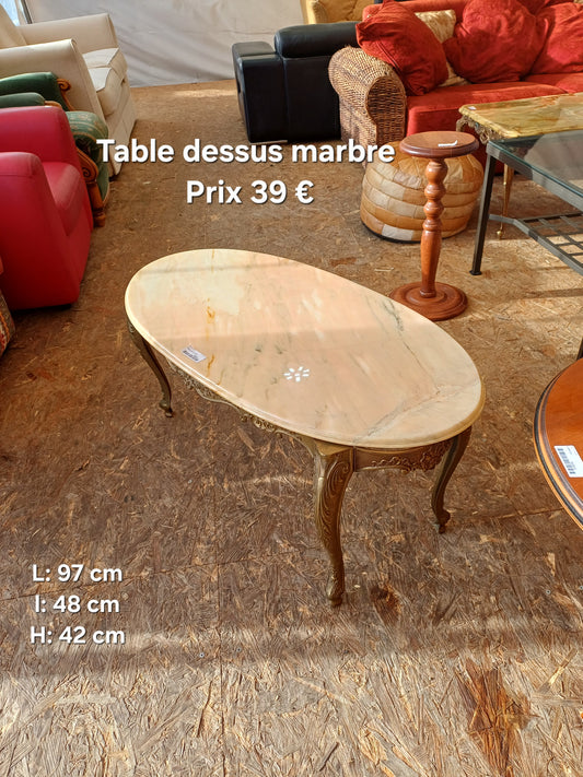 Table dessus marbre 051644