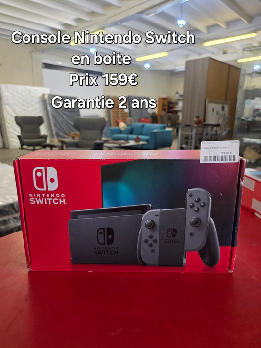 Console Nintendo Switch en boite 045764