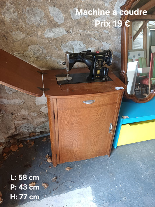 Machine à coudre 023450