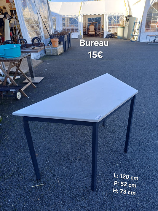 Bureau 054841