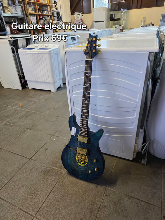 Guitare électrique 050077