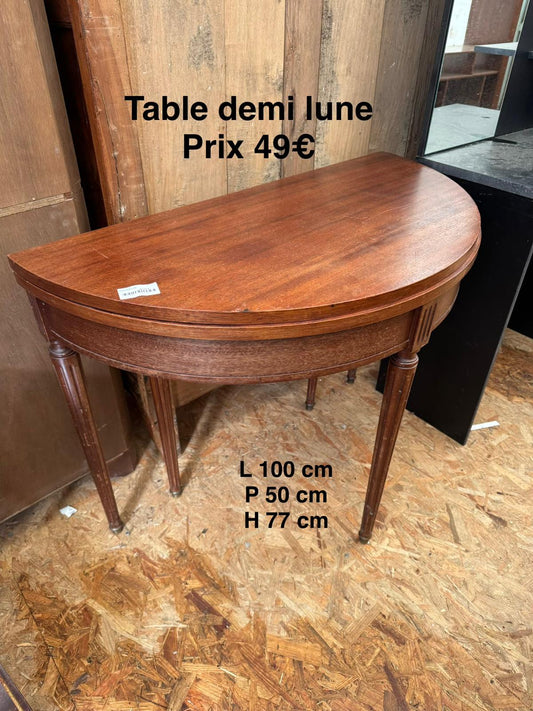 Table demi lune