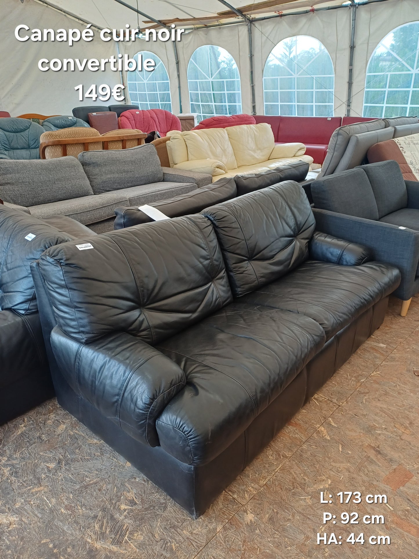 Canapé cuir noir convertible 060984
