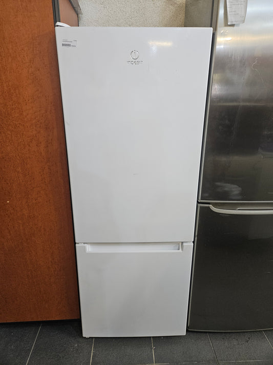 Réfrigérateur congélateur Indesit 028686