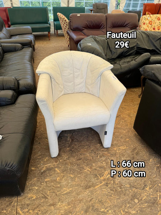 Fauteuil blanc 062377